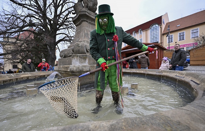 Predaj kaprov v Uherskom Brode
