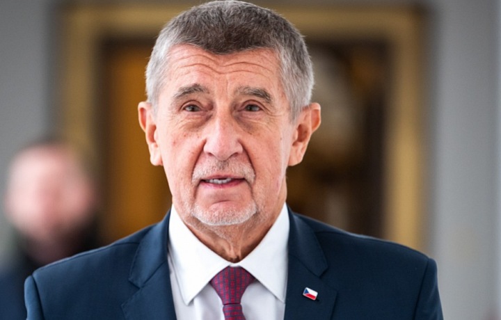 Andrej Babiš verí, že dôveru dostane
