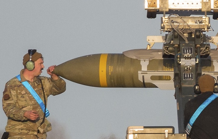 Náklady na zbrojní systémy jsou vysoké