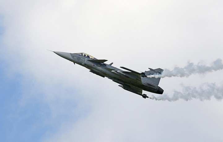 Lietadlo Jas-39 Gripen od švédskej firmy SAAB.
