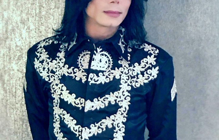 Cortes je dokonalou kopií Michaela Jacksona. 