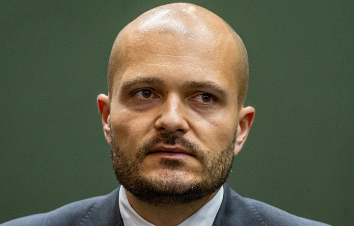 Strnad patrí k mladším domácim podnikateľom