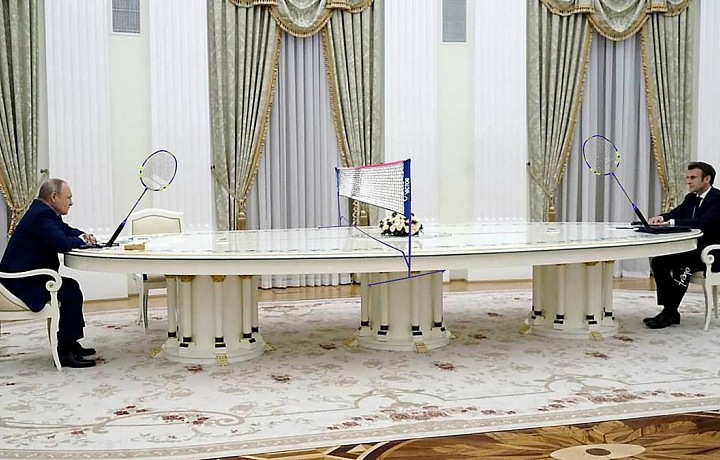 Vladimir Putin a Emmanuel Macron